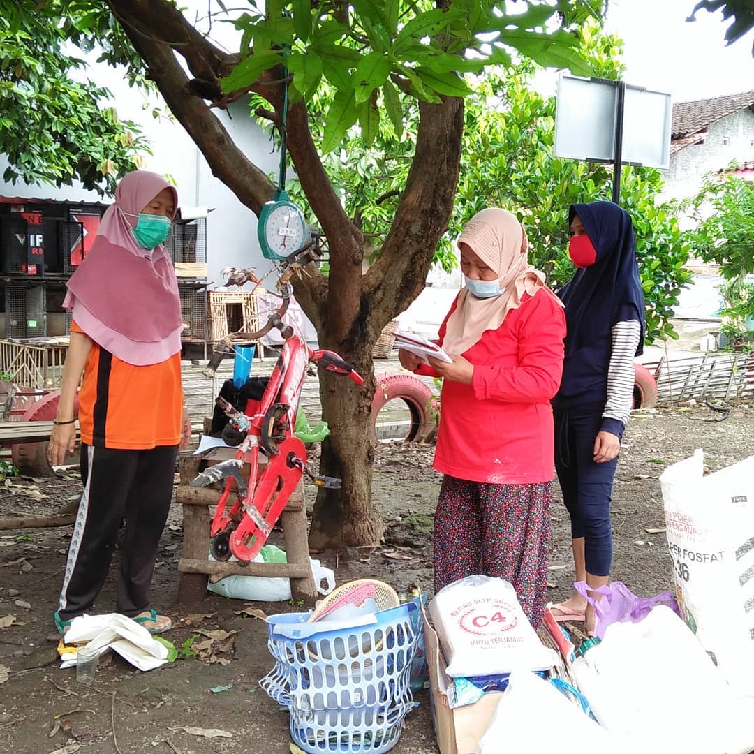 Penimbangan Sampah